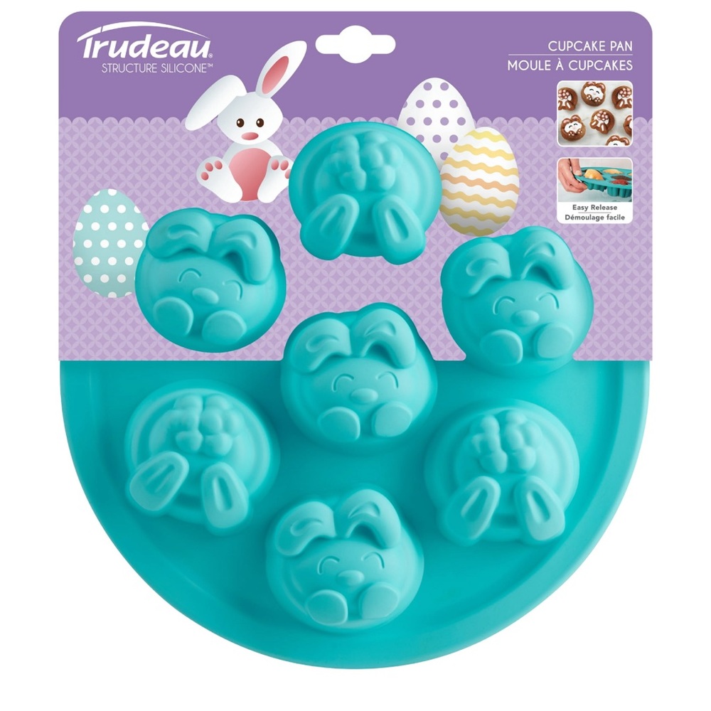 Trudeau Bakeware Cookie Pan Bunnies, 9-Inch, Aqua New